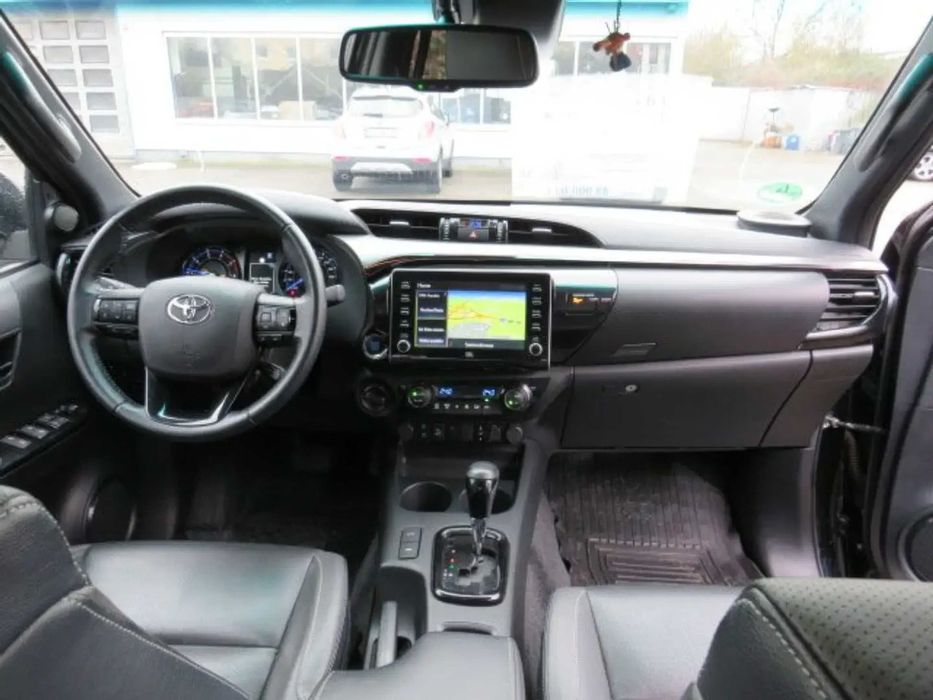 Toyota Hilux      2022