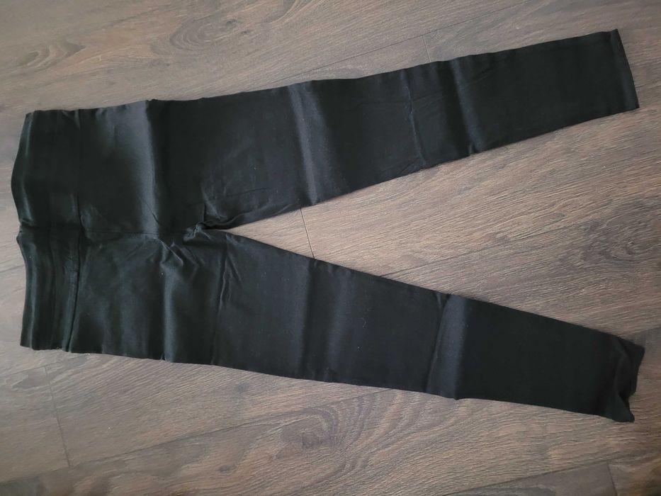 Spodnie nowe damskie s/m z rozcięciami czarne