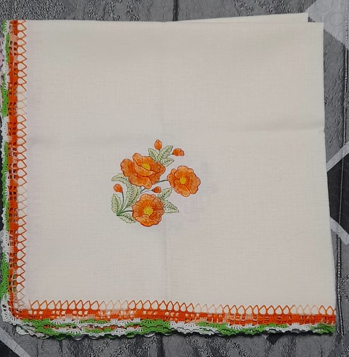 Panos com renda renda feita a mao