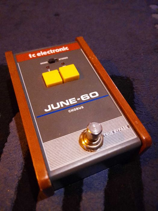 TC Electronics Chorus do Juno-60. Aceito trocas