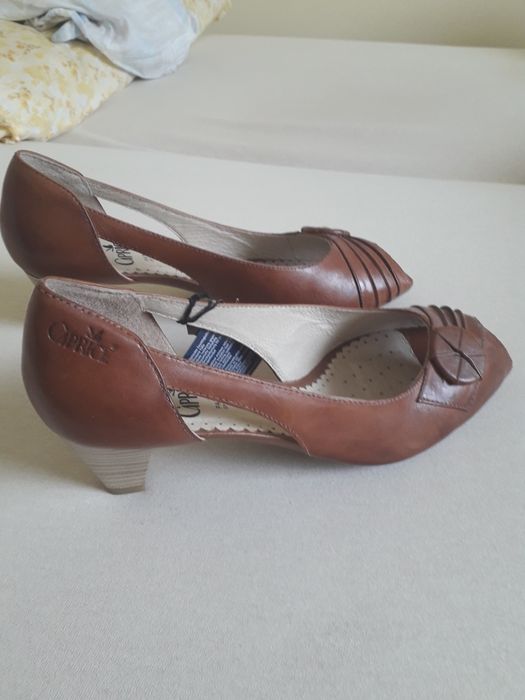 Buty damskie skórzane firmy Caprice