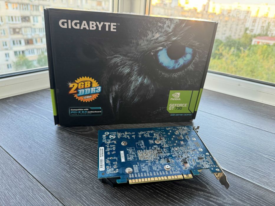 Відеокарта GIGABYTE GeForce GT 730 2 GB в ідеальному стані