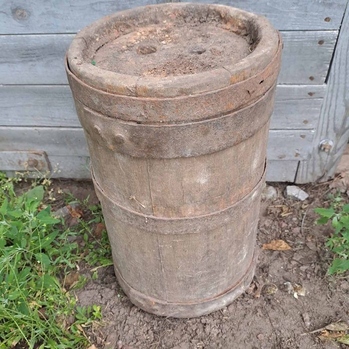 Діжка, бочка дерев'яна в чудовому стані