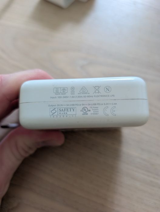 Carregador Apple original 61W grande USB C