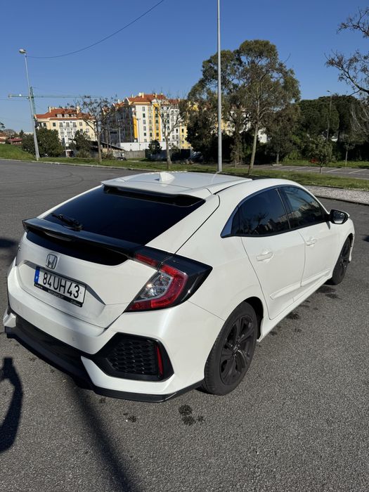 Honda civic 1.0 vtec *full extras*