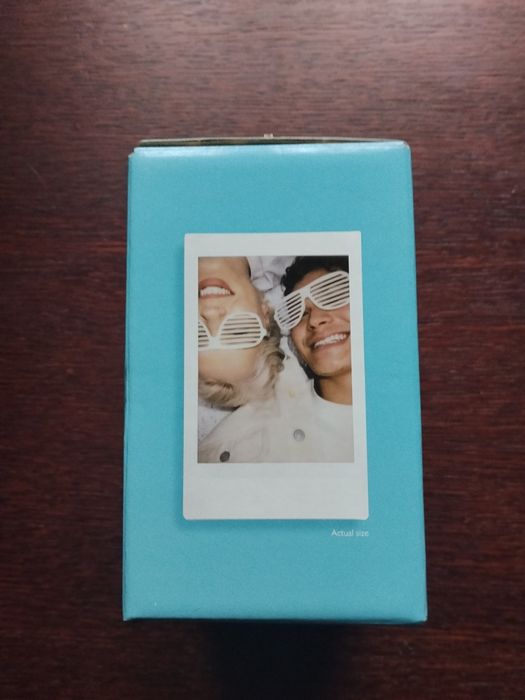 Фотоапарат миттєвого друку Instax mini 12