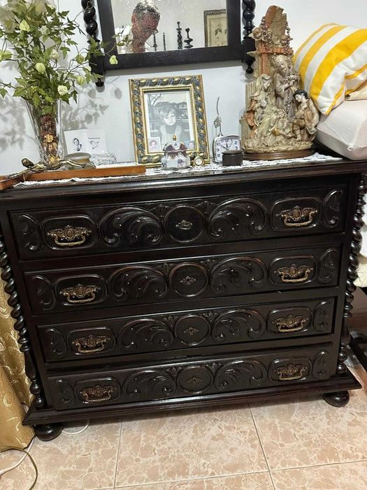 Saldos - VENDA MELHOR OFERTA - Mobília de quarto