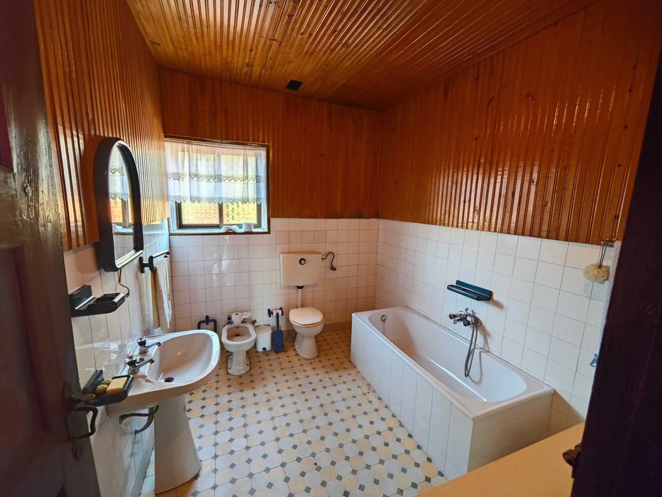 Vende-se vivenda em Trancoso próxima do centro histórico