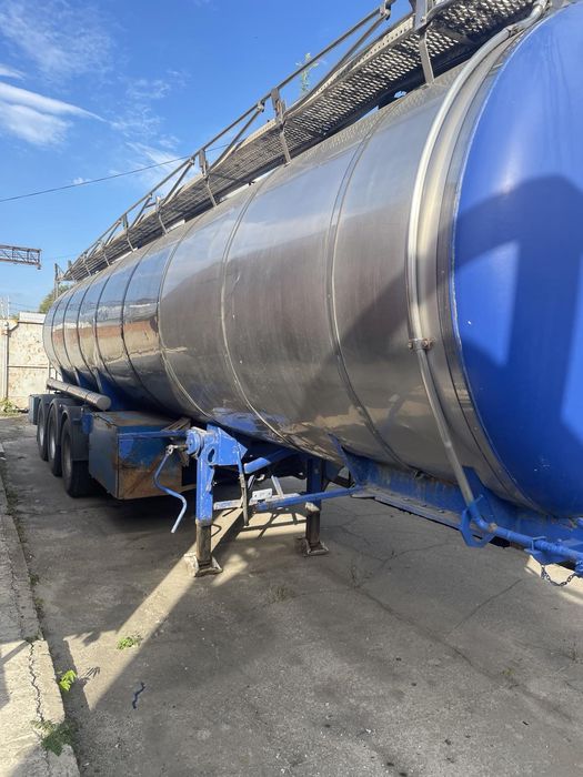 Цистерна полуприцеп  GUHUR SEM 332 в отлично состоянии