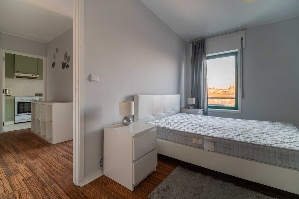 Apartamento T1 Praça da Galiza