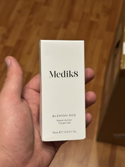 Швидка допомога для вашої шкіри: Гель Medik8 Blemish