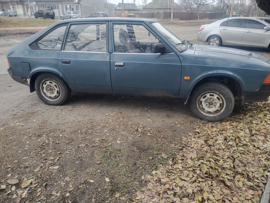 Продам по запчастынам