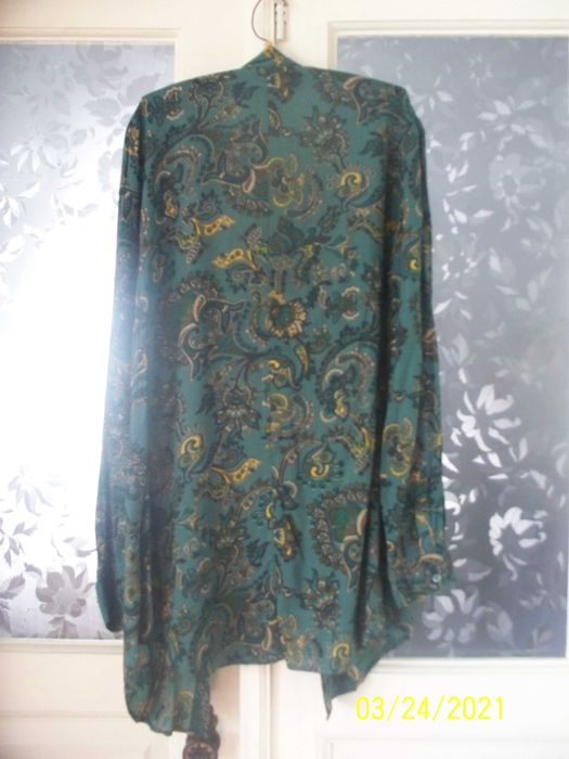 Новые блузки - 4 шт, разный размер и цвет