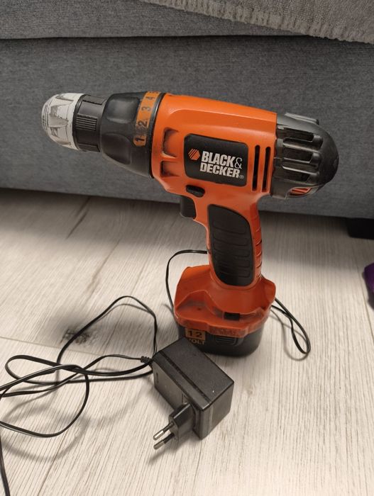 wiertarka Black and decker 12v
