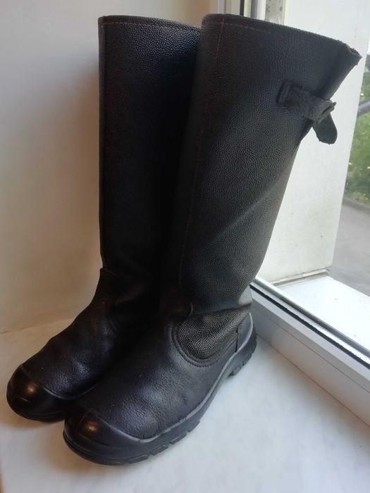 Чоботи шкіряні кирзові