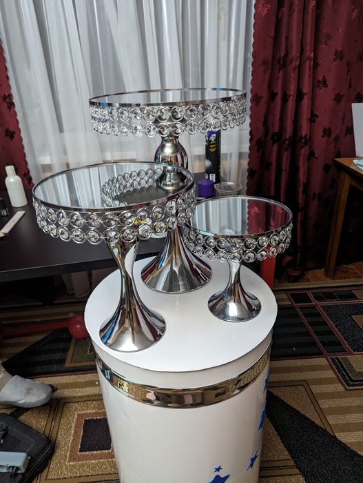 Підставки для фотозони кенді-бар