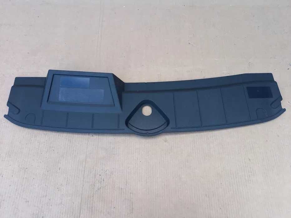 Планка дефлектор накладка радіатора АУДИ Q3 11-18 audi ку кю кью авди