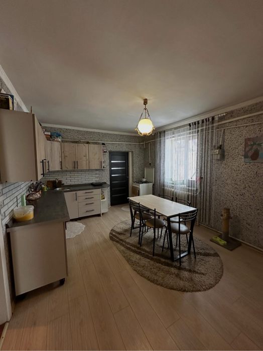 Продаж будинку Завадівка( Володарка). Розглядаємо державні програми .