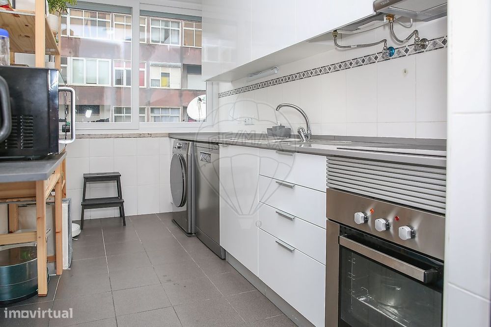 Apartamento T2 para venda — Póvoa De Santa Iria E Forte Da Casa, Lisboa