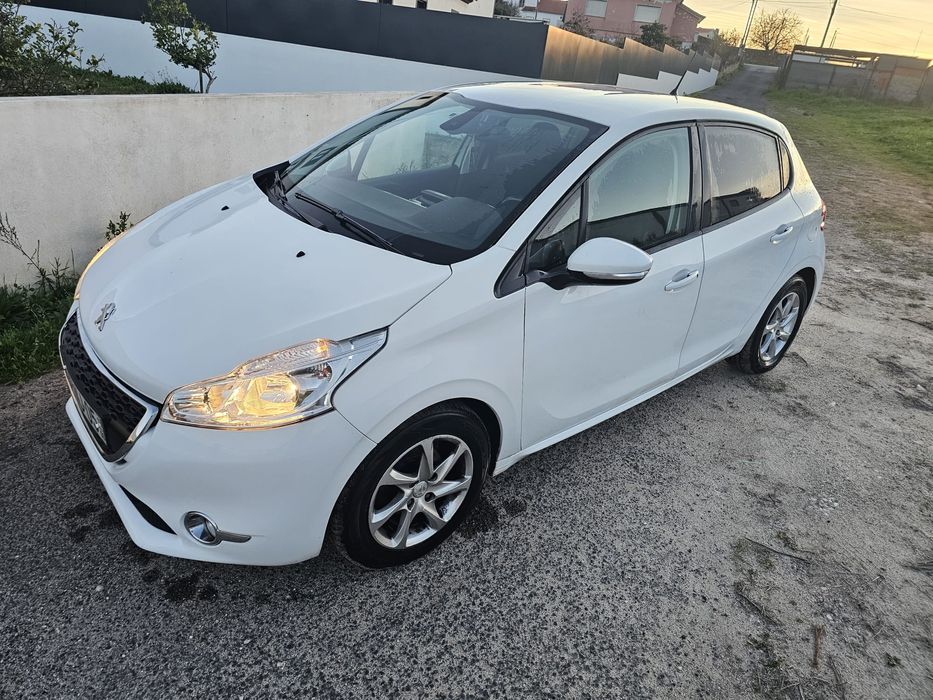 Peugeot 208  nacional