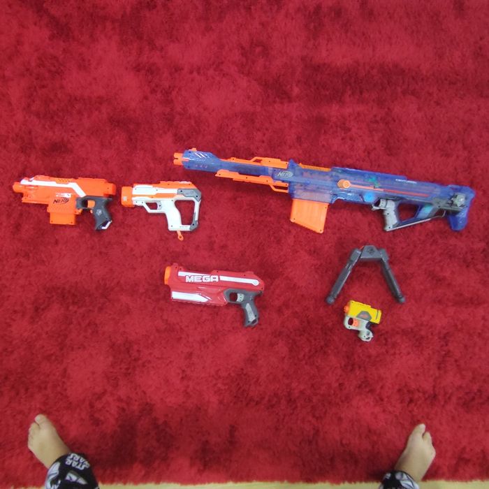 Varias Nerfs usadas em excelente estado