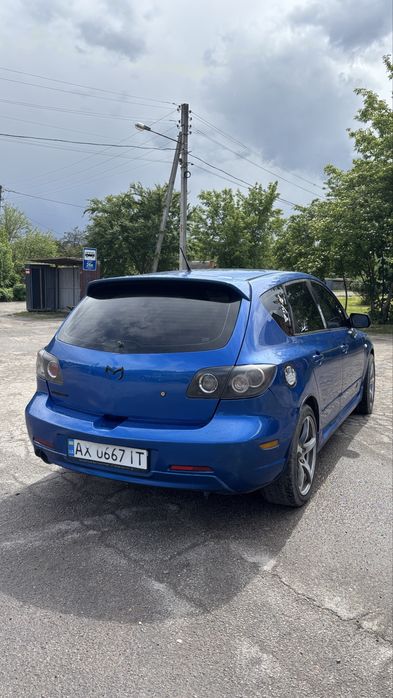 Продам отличную мазду