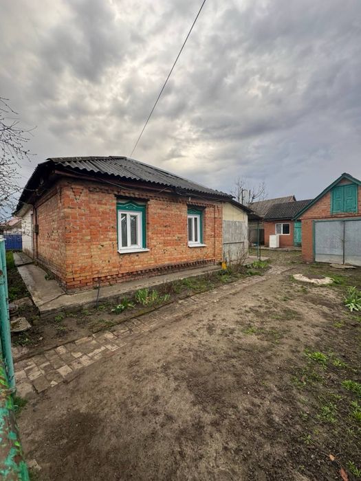 Терміновий Продаж 1/2 частини будинку