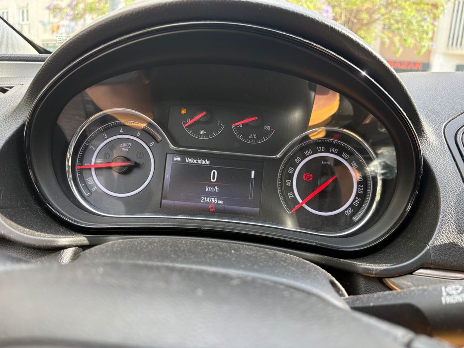 Carrinha Opel insígnia