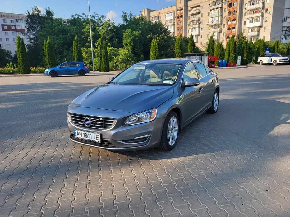 Volvo s60 16 рік