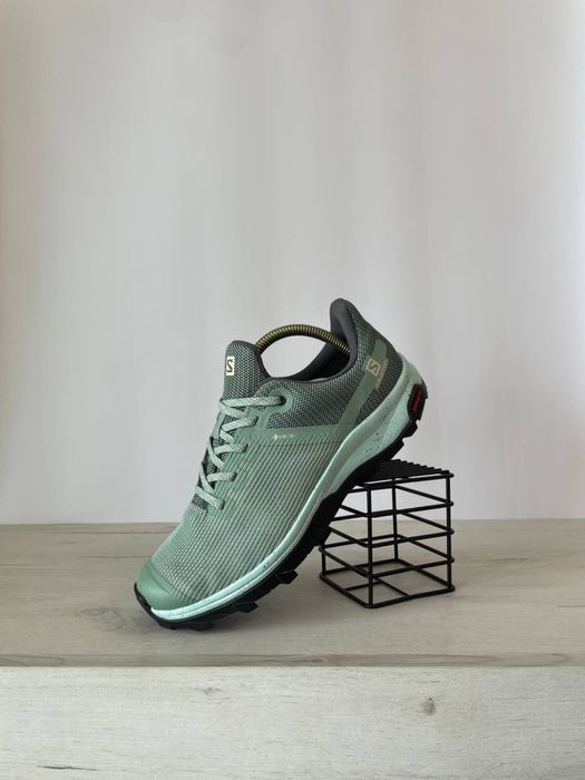 Трекінгові кросівки Salomon Outline Prism GTX, розмір 38,5 Gore-Tex