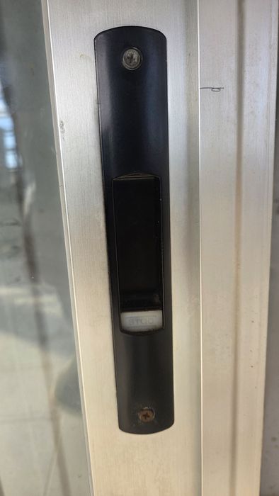 Janelas Vidro Duplo com Rede Mosquiteira