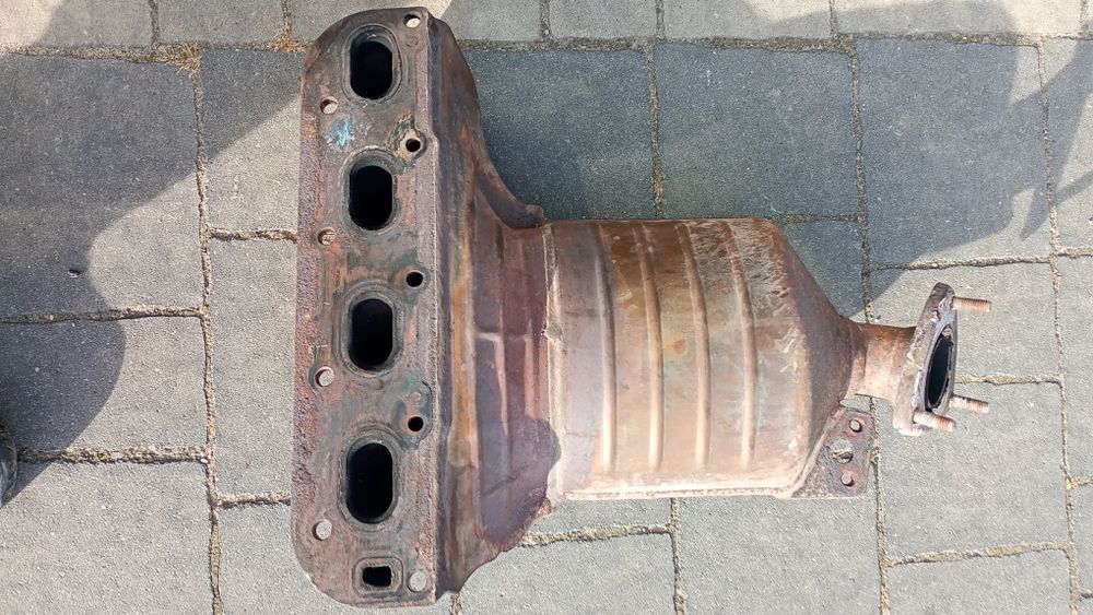 Opel 1.4 kolektor wydechowy katalizator pusta puszka