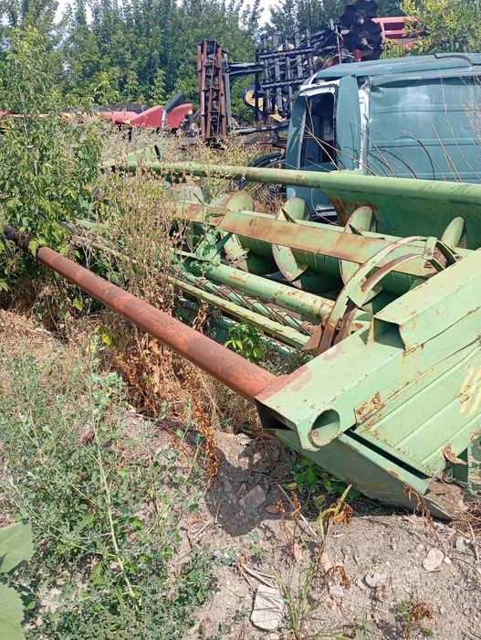 Самохідна косарка FORSCHRITT E-303 з комплектом жниварок