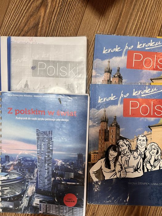 Книги та зошити  з англійськоі, польськоі  мови