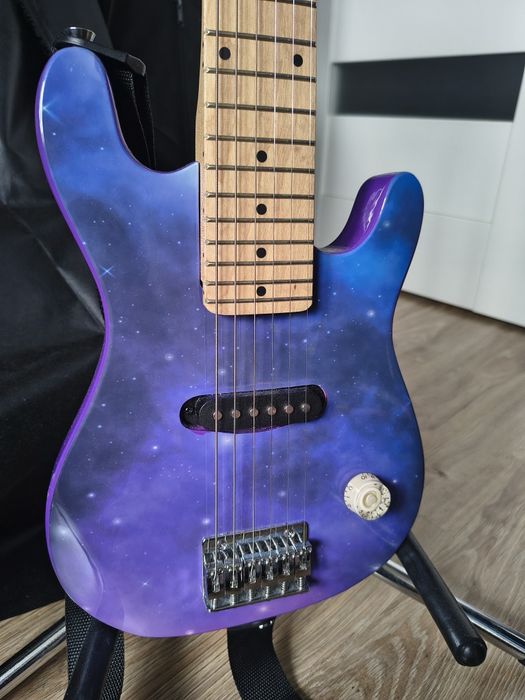 ZESTAW Gitara elektryczna 1/2 firmy 3rd Avenue + wzmacniacz (dla najmł