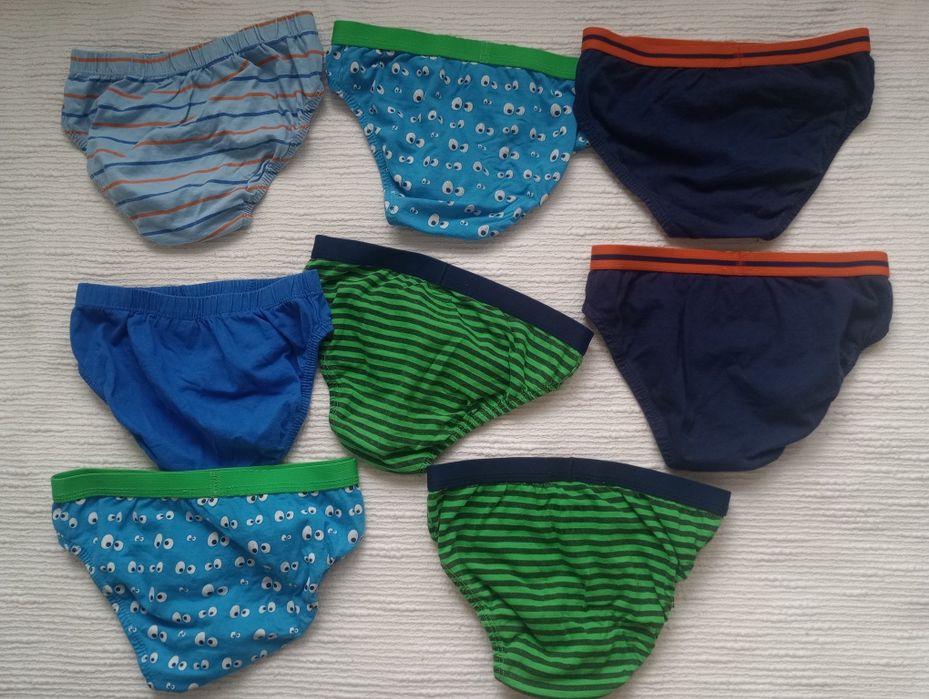 Majtki chłopięce r. 110/116  zestaw 8 szt. 5 10 15