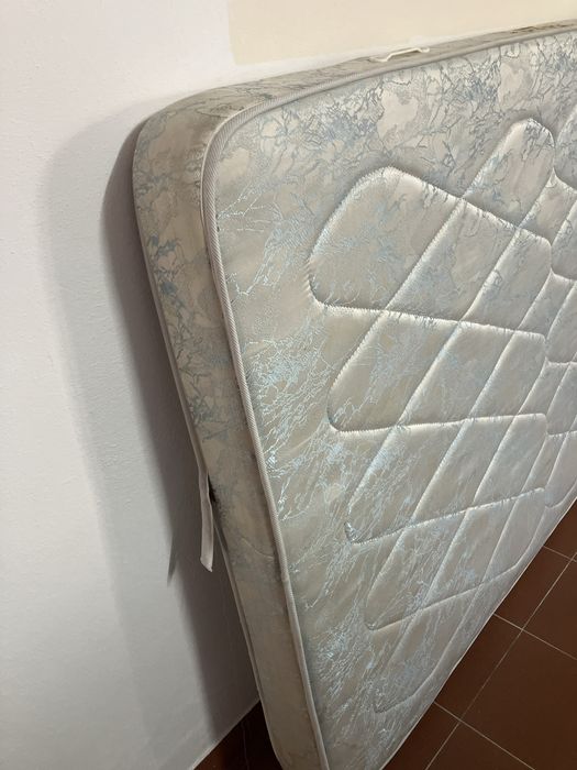 Colchão Molaflex de molas 190x140