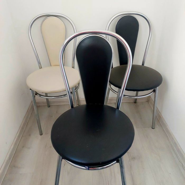 Продам стулья 2  штуки