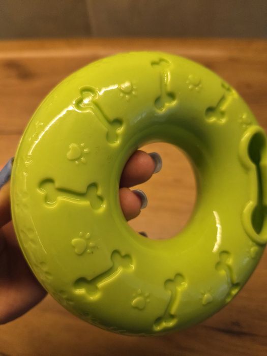 Zabawka dla psa gruby RING na smaczki