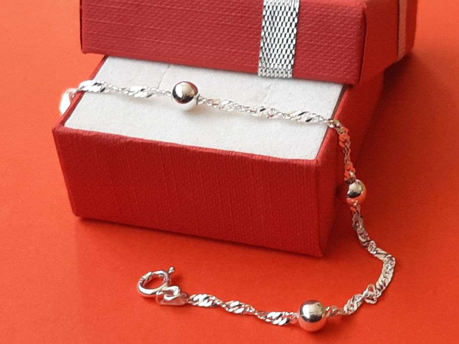 Srebrna damska bransoletka próby.925