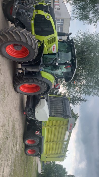 Zbior traw przyczepa samobierająca Claas Cargos Kaweco