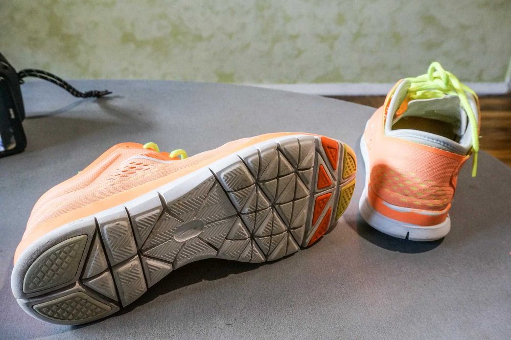 ОРИГИНАЛ -Кроссовки Nike, Найк - 39 размер