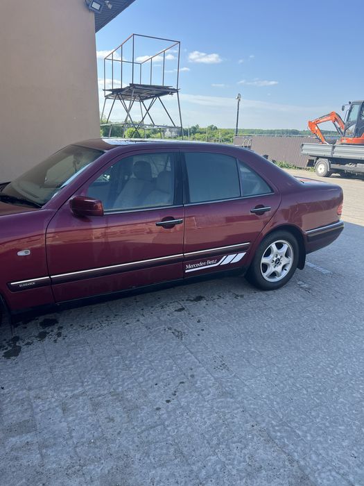 Mercedes w210 1996р 2.0 бенз