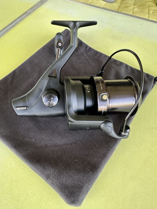 Kołowrotek karpiowy Fox EOS 12000 Reel