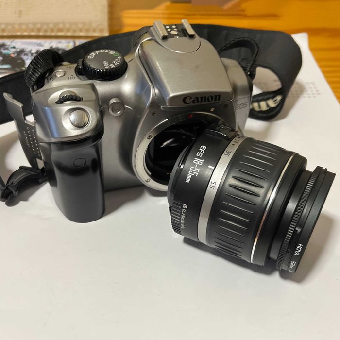 CANON EOS 300 D usada