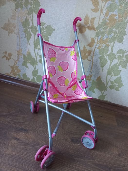 каляска для ляльок