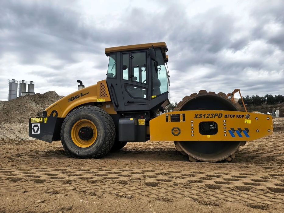 XCMG XS123PD  Walec wibracyjny XCMG 2023r.