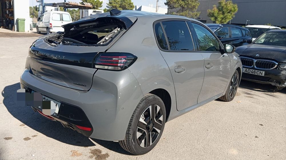 Peugeot 208 1.2 Híbrido 2025 Automática