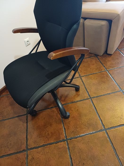 Cadeira  escritorio.