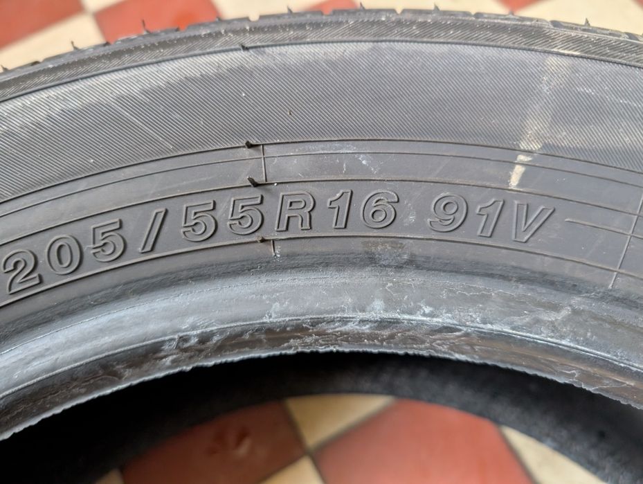 Yokohama BluEarth-A 205/55R16 91V #805D